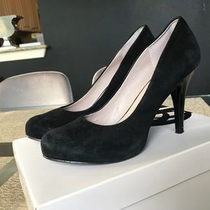 NINE WEST AMBITIOUS Suede Covered Platform Heels